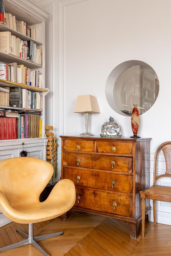 Veeve - Impressions Of The Eiffel Tower Appartement